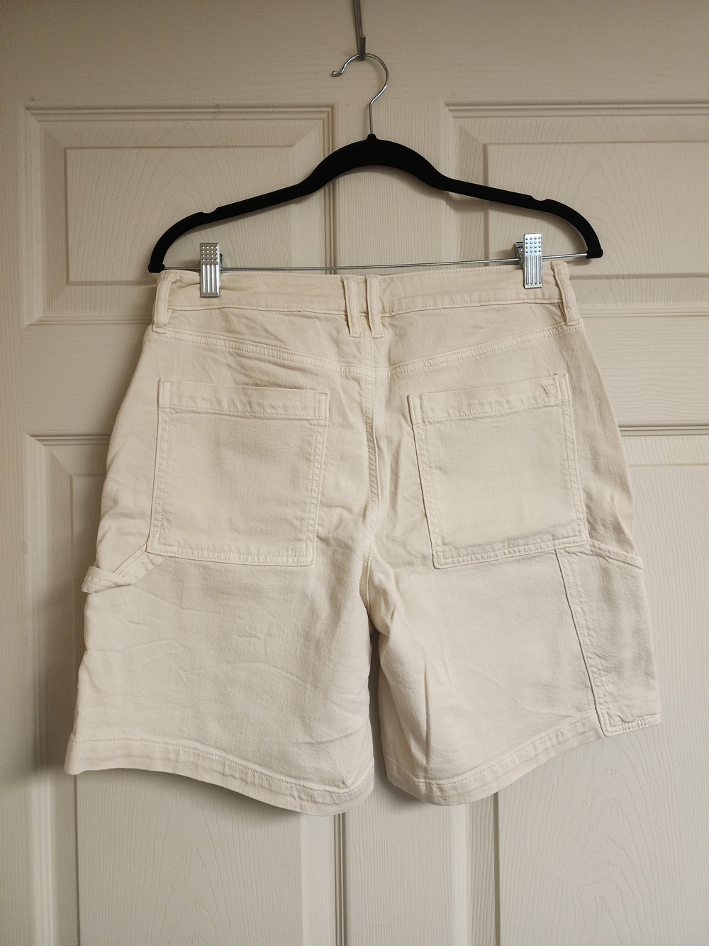 American Eagle Outfitters Cream Utility Shorts - Picture 2 of 4